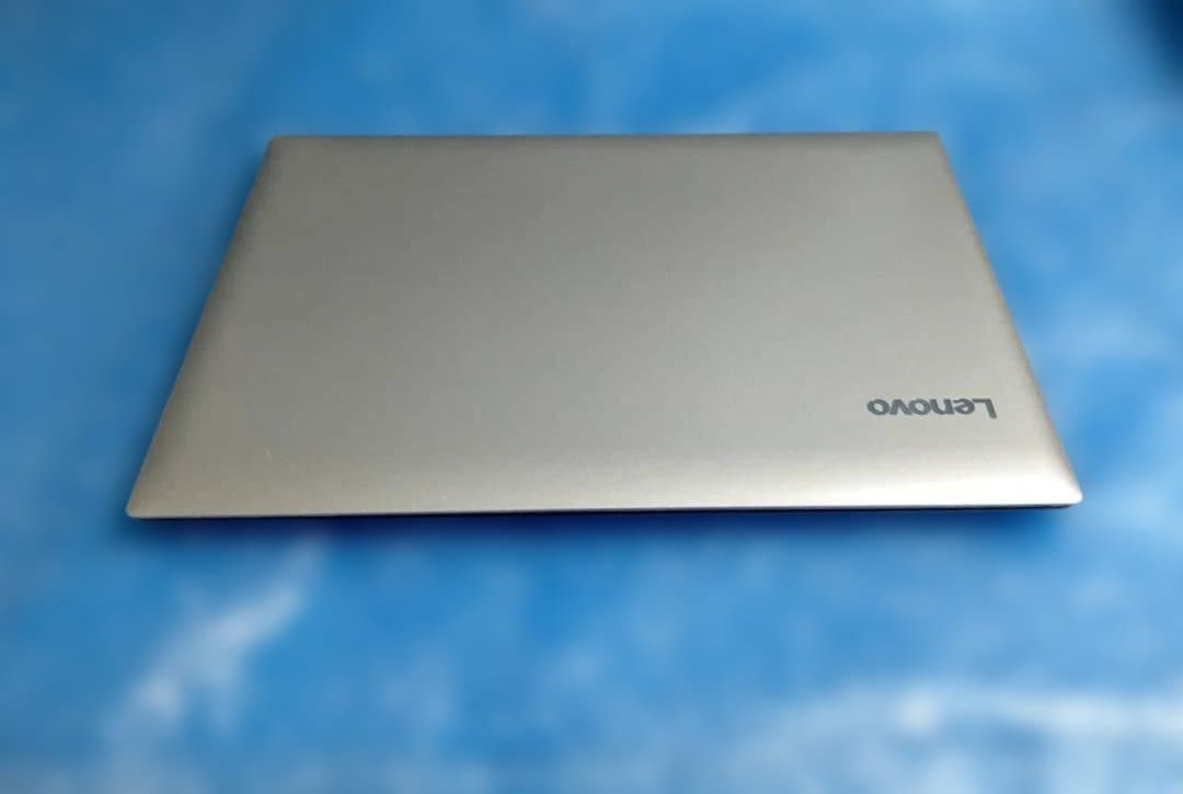 美品² IdeaPad改19 Core i5 SSD Win11