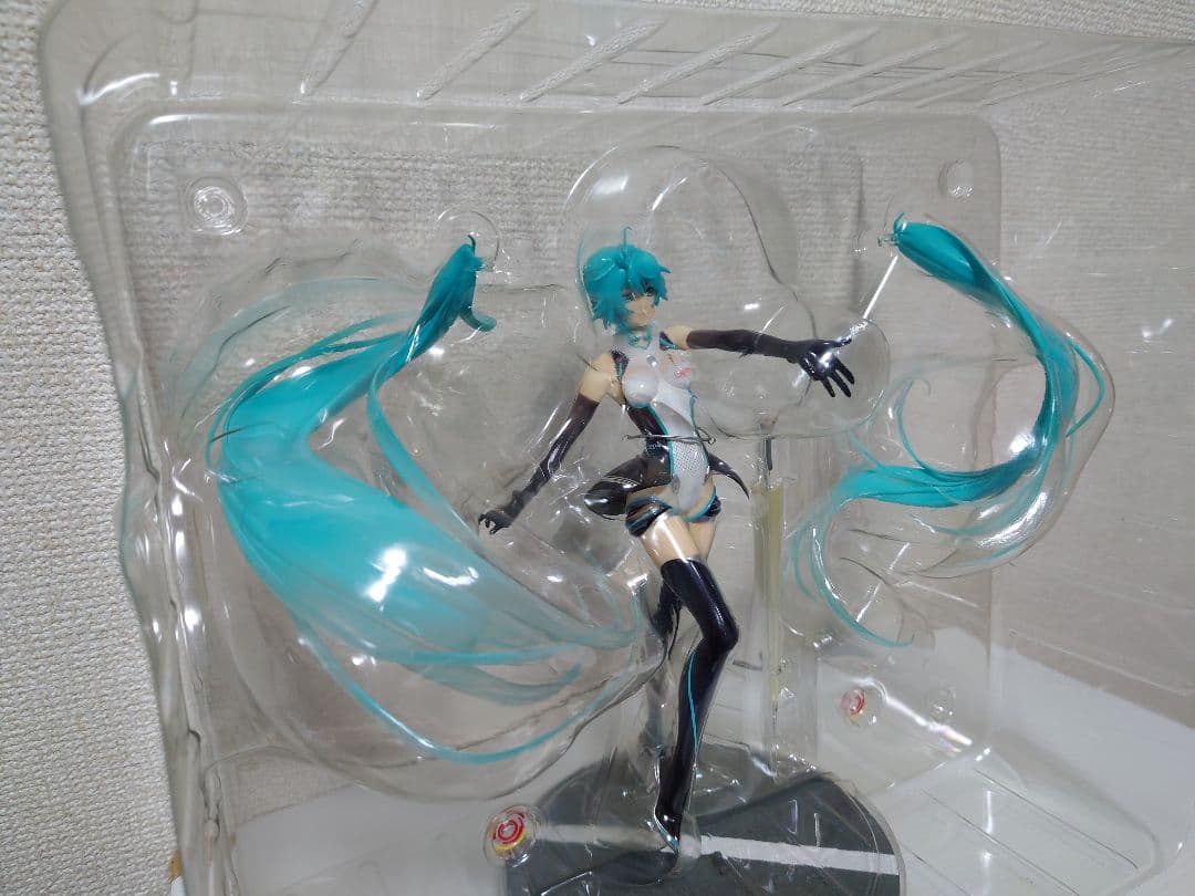 レーシングミク 2011 Ver. 1/8スケールフィギュア