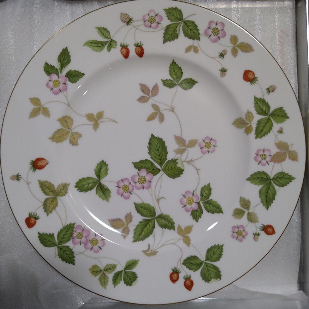 ウェッジウッド ワイルドストロベリー 黒壺　未使用品