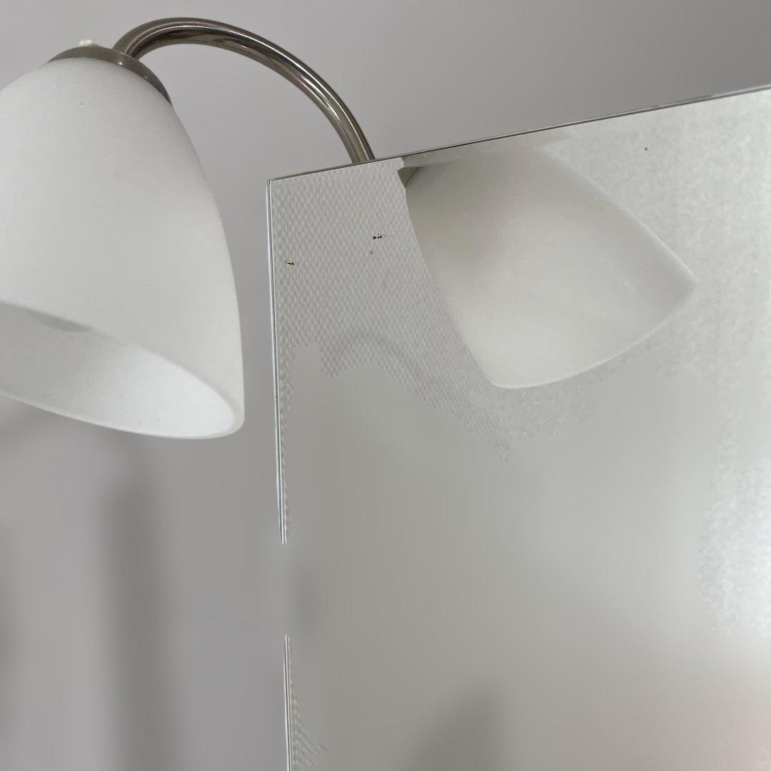 【機能性抜群】ホワイトドレッサー・鏡台　ライト　コンセント付　家具　リビング収納