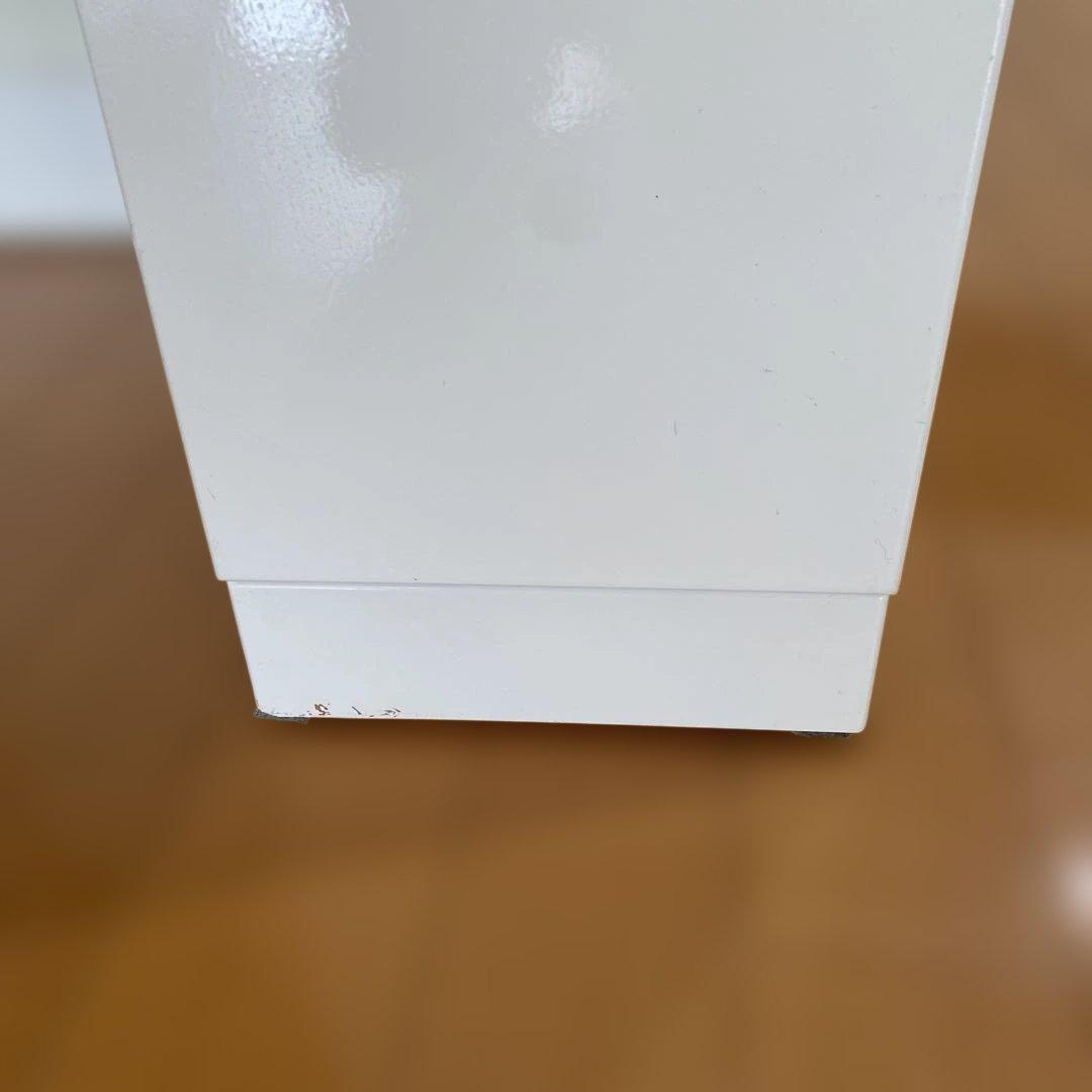 【機能性抜群】ホワイトドレッサー・鏡台　ライト　コンセント付　家具　リビング収納