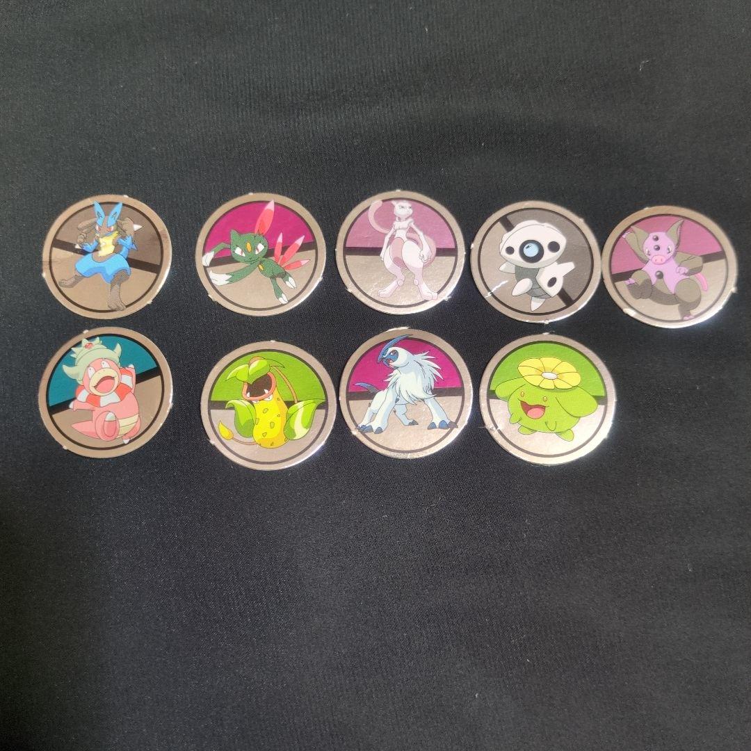 ☆週末限定☆ポケモン ぎんピカ メダル 小学館　幼稚園 付録　収納缶付き249枚