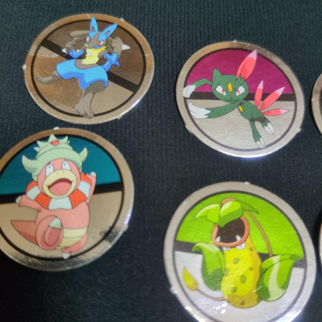 ☆週末限定☆ポケモン ぎんピカ メダル 小学館　幼稚園 付録　収納缶付き249枚