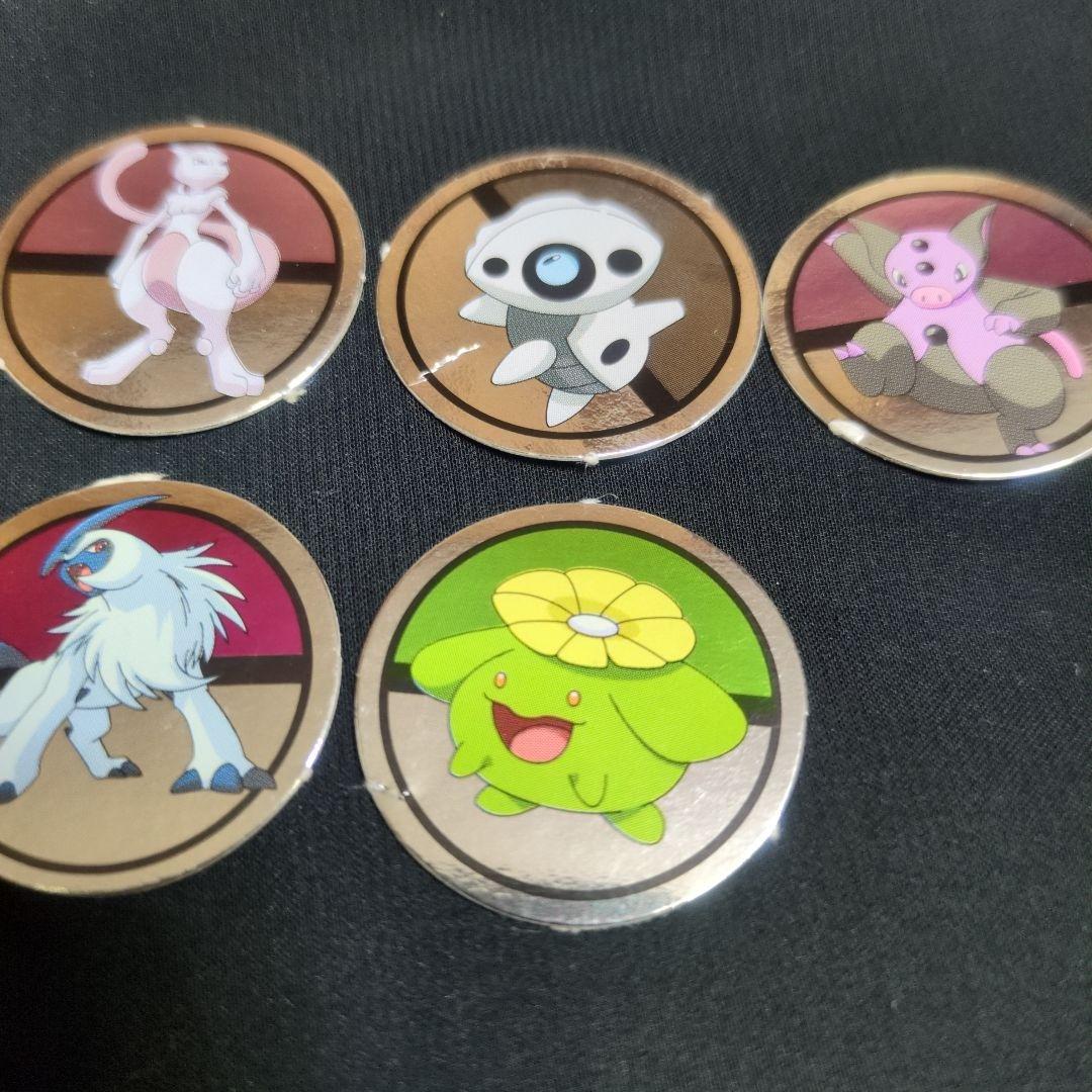 ☆週末限定☆ポケモン ぎんピカ メダル 小学館　幼稚園 付録　収納缶付き249枚