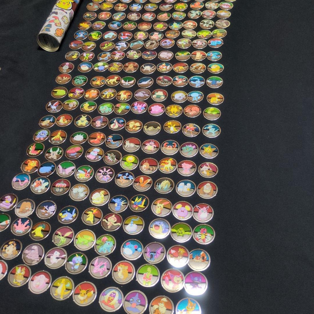☆週末限定☆ポケモン ぎんピカ メダル 小学館　幼稚園 付録　収納缶付き249枚