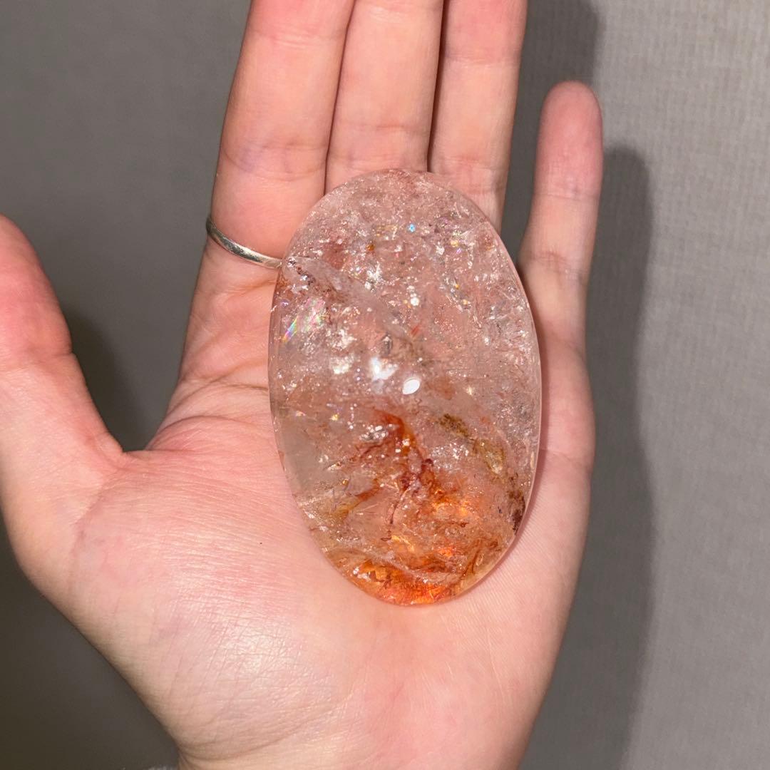 ファイヤクォーツ　握り石　125g NO.395