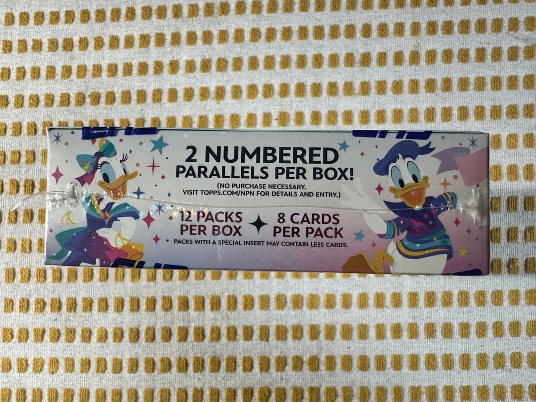 Topps Disney Disneyland 70周年記念トレカ BOX未開封