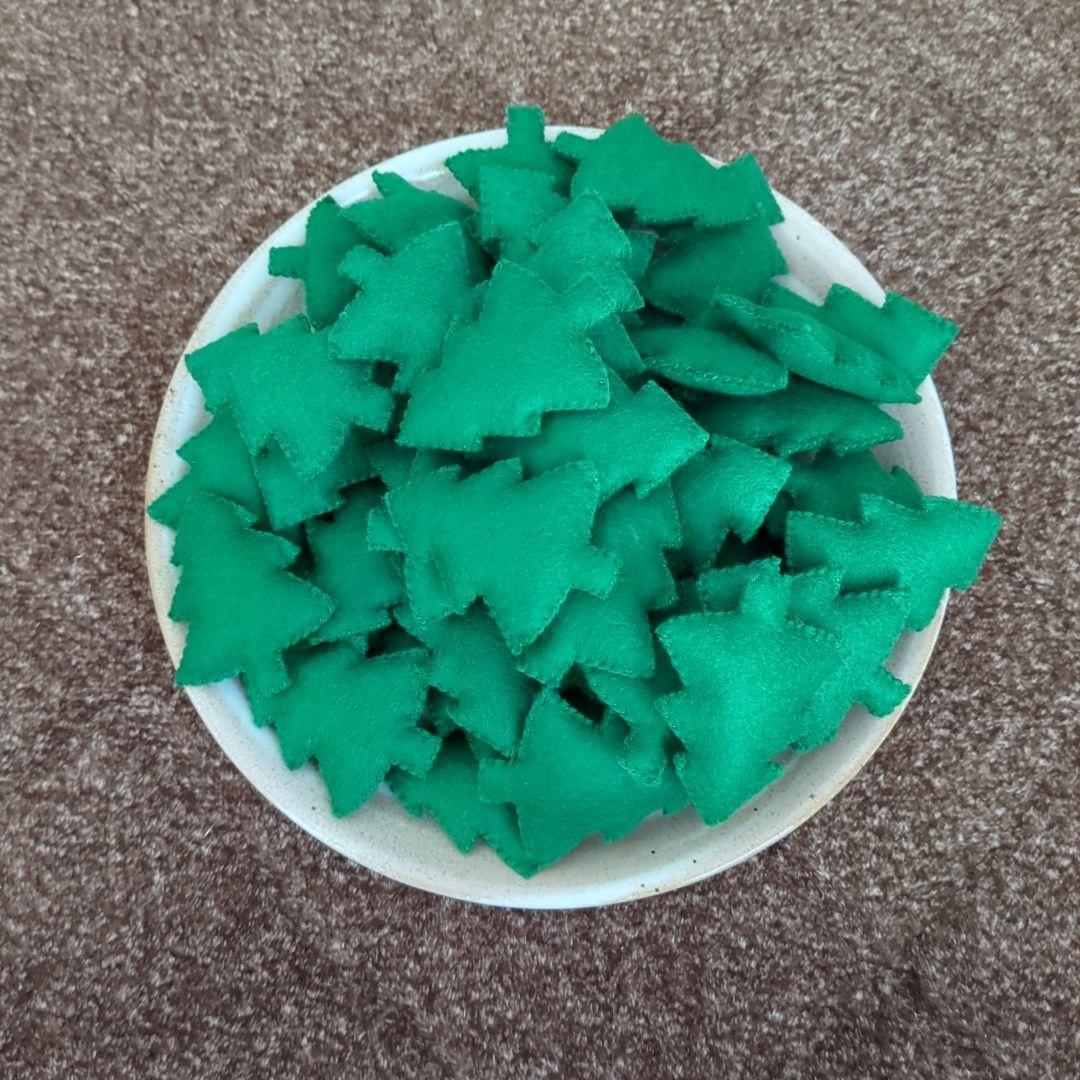 ヤトッチ　　フェルトのミニツリーとうさぎ＆お月見団子セット