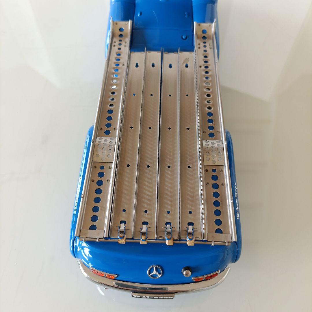 CMC 1954 メルセデス　ベンツ　トランスポーター　1/18