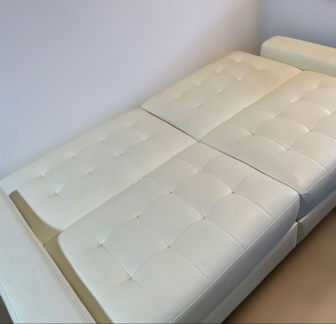 ホワイトソファ 収納付き 2/20迄に引き取り可能な方1万引き