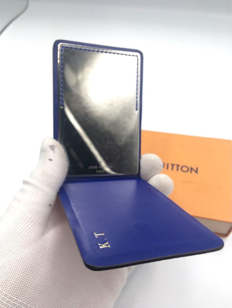 ルイヴィトン　エピ　ミラー　鏡