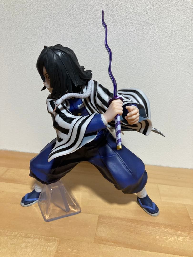 鬼滅の刃　一番くじ　伊黒　フィギュア