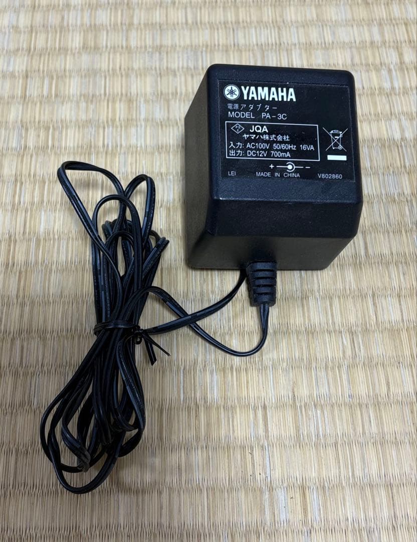 Yamaha PSR-E213 電子ピアノ電子キーボード 説明書・楽譜付き