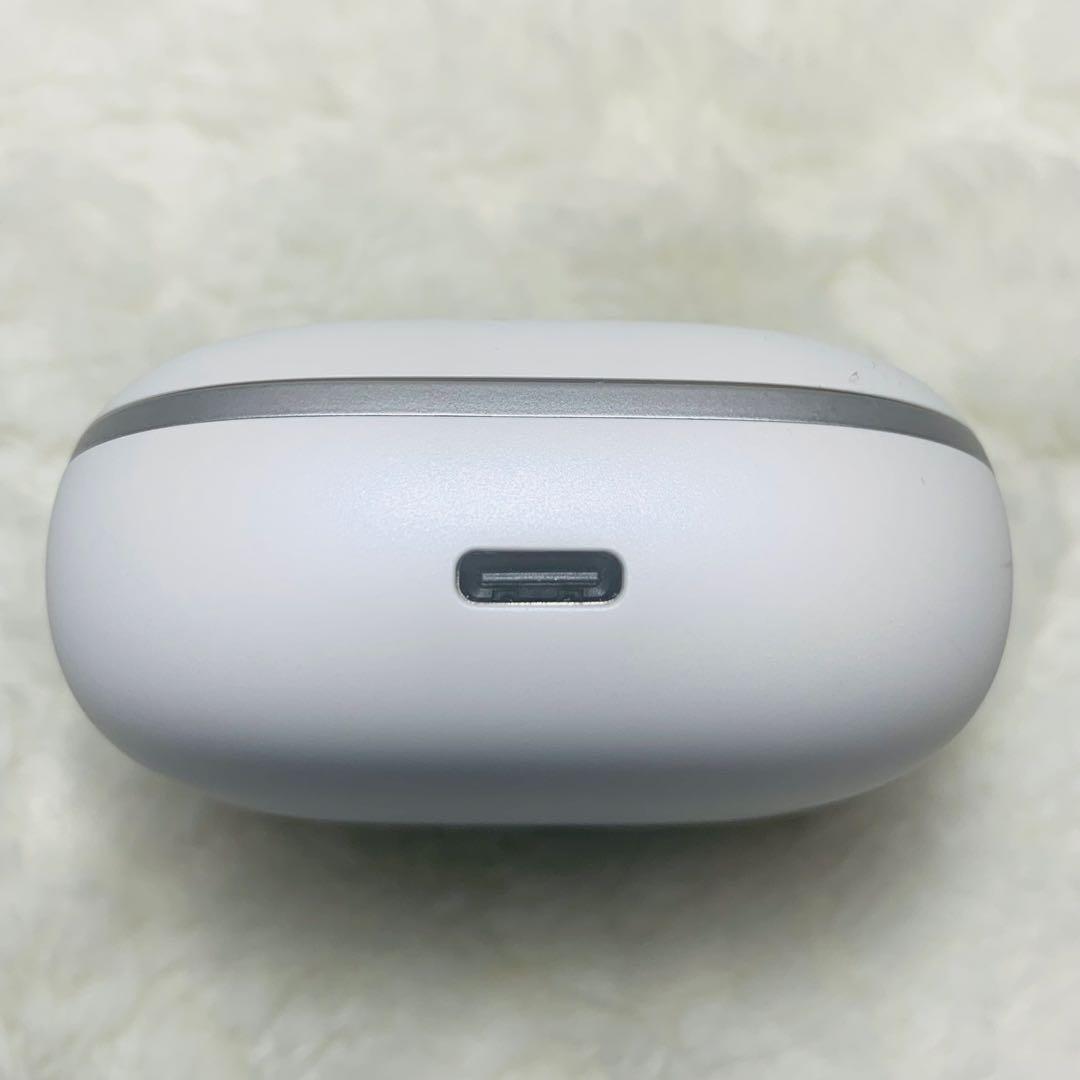 美品 soundcore Liberty5 パールホワイト 充電ケース　1