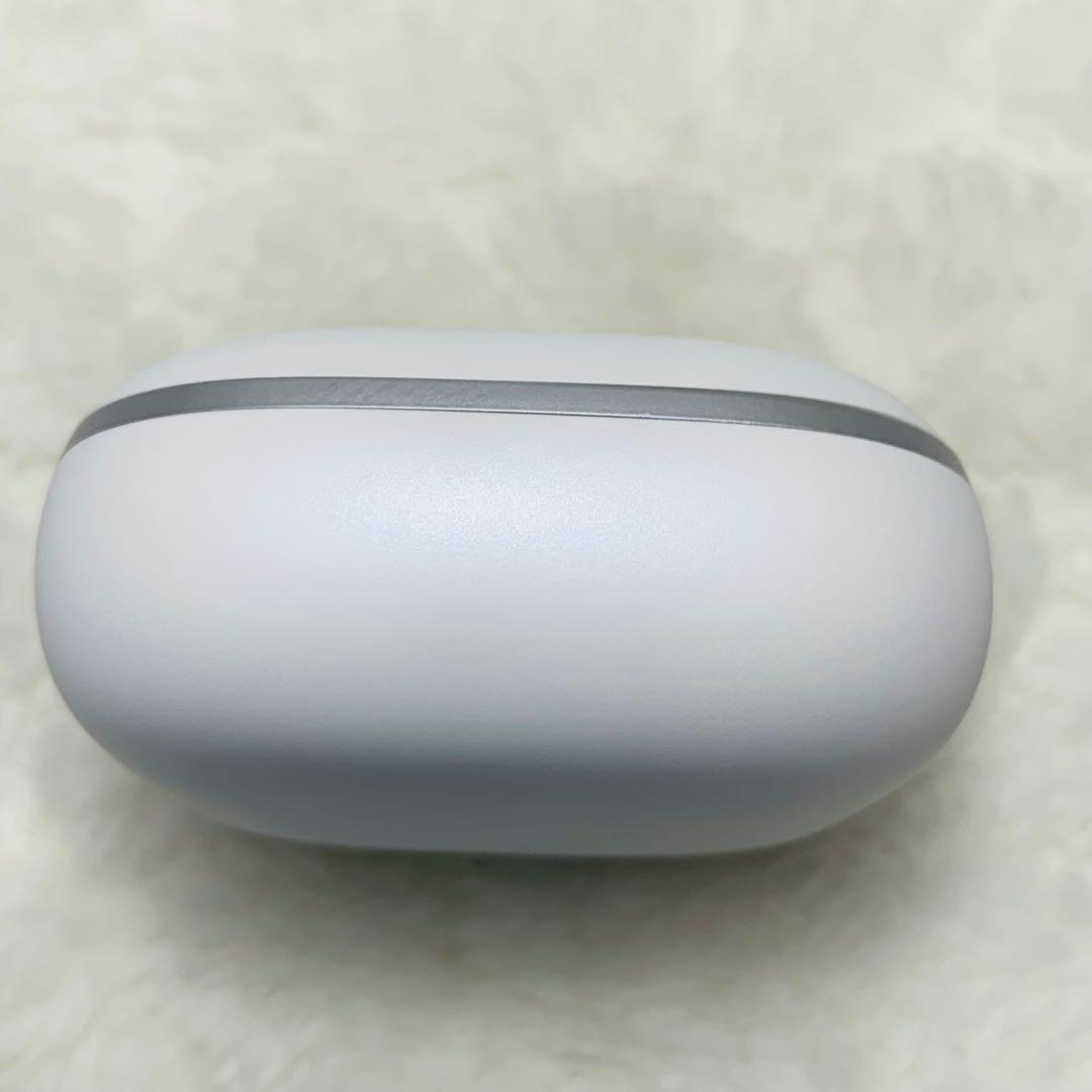 美品 soundcore Liberty5 パールホワイト 充電ケース　1