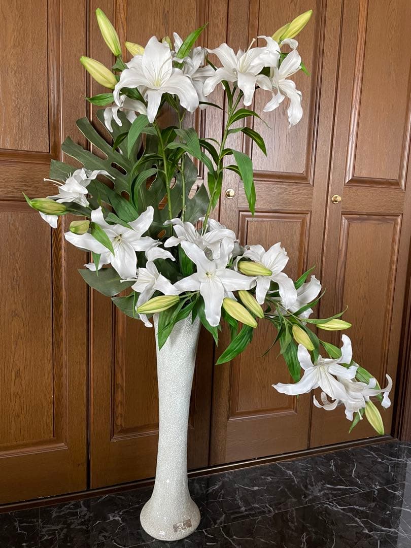 ◉セール！エミリオロバ　大輪カサブランカ16輪　豪華アートフラワー