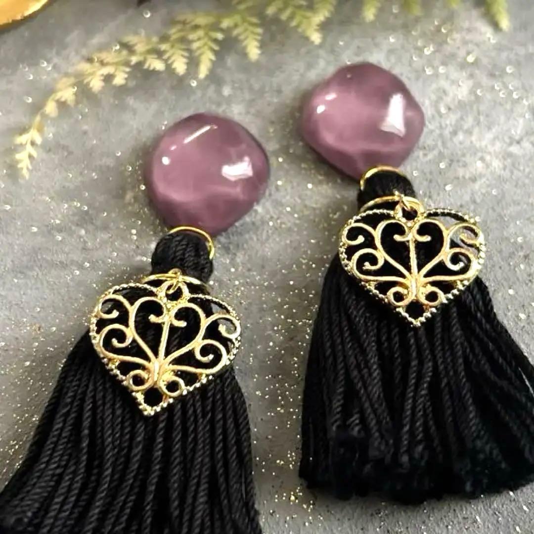 水面カボション× ブラックタッセル★秋冬　ピアス✳︎イヤリング　ハート　黒　紫