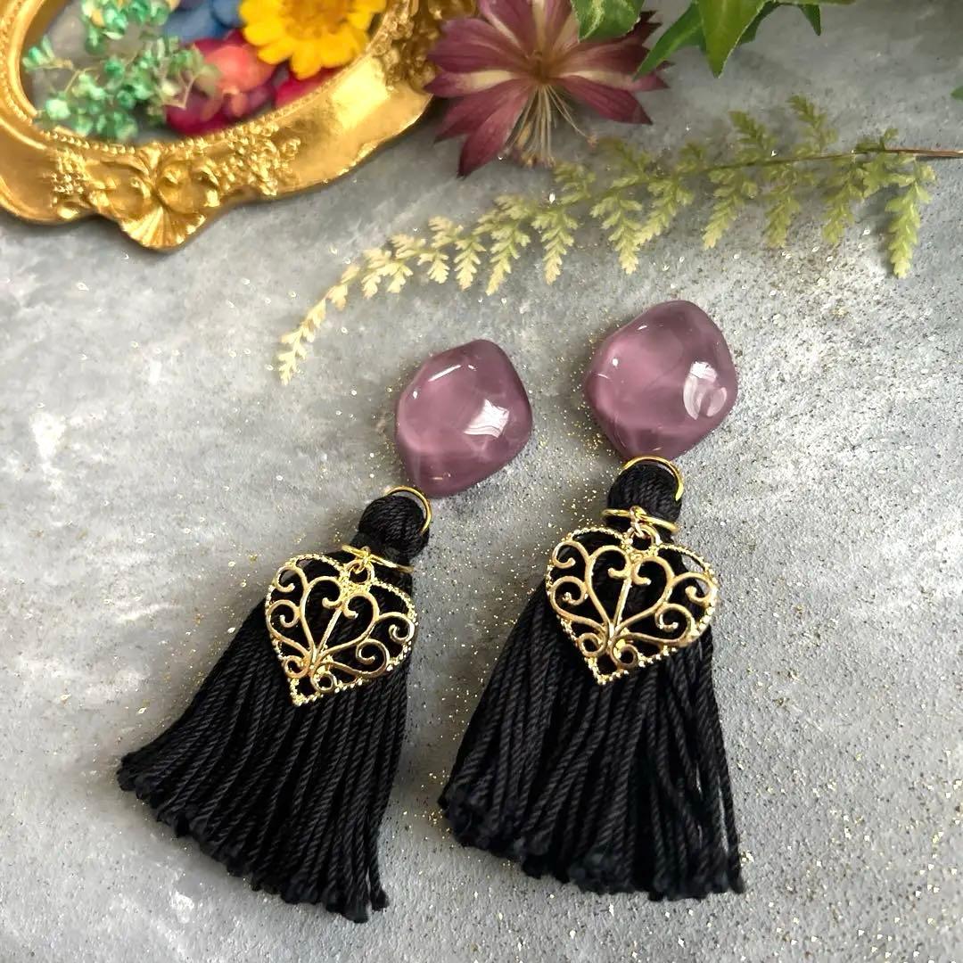 水面カボション× ブラックタッセル★秋冬　ピアス✳︎イヤリング　ハート　黒　紫