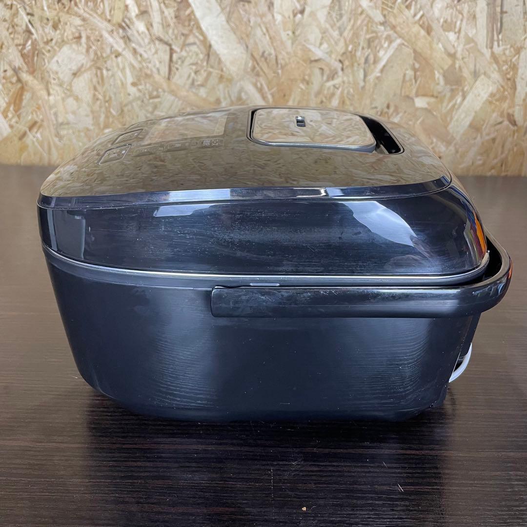 パナソニック IHジャー炊飯器 SR-HBA101 5.5合 2022年製