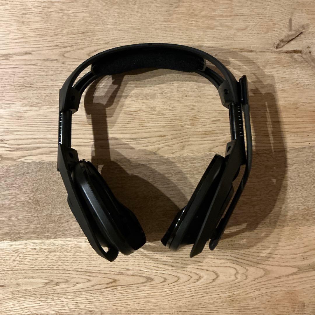 A50 ワイヤレスヘッドセット + ベースステーション
