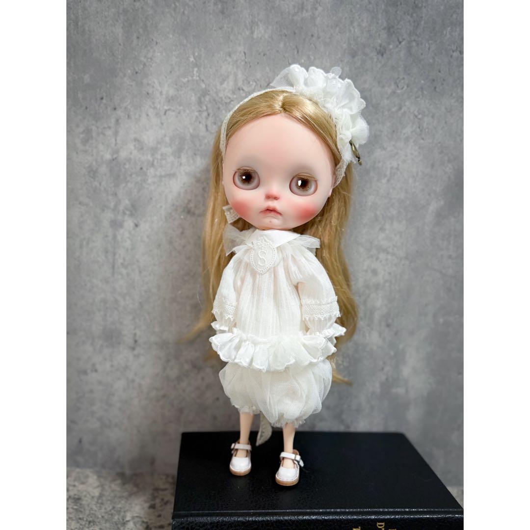 《ふたつの番号　No.9》ネオブライスアウトフィット　ドール服