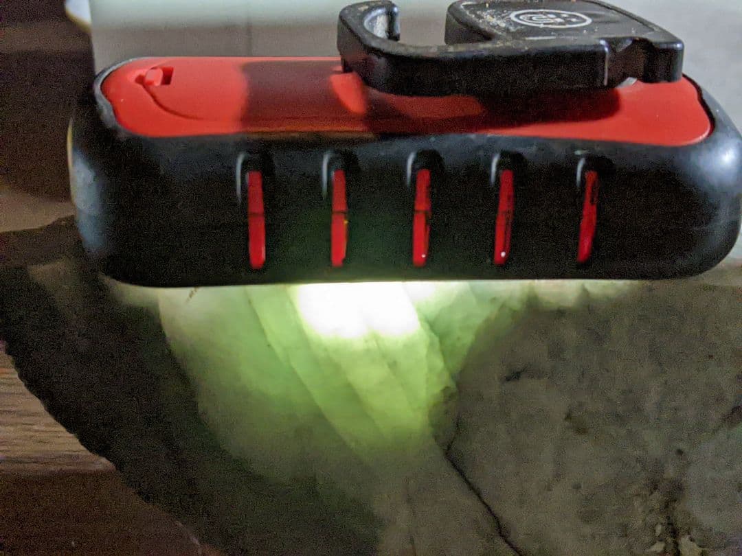 （167）ミャンマー産翡翠カット品