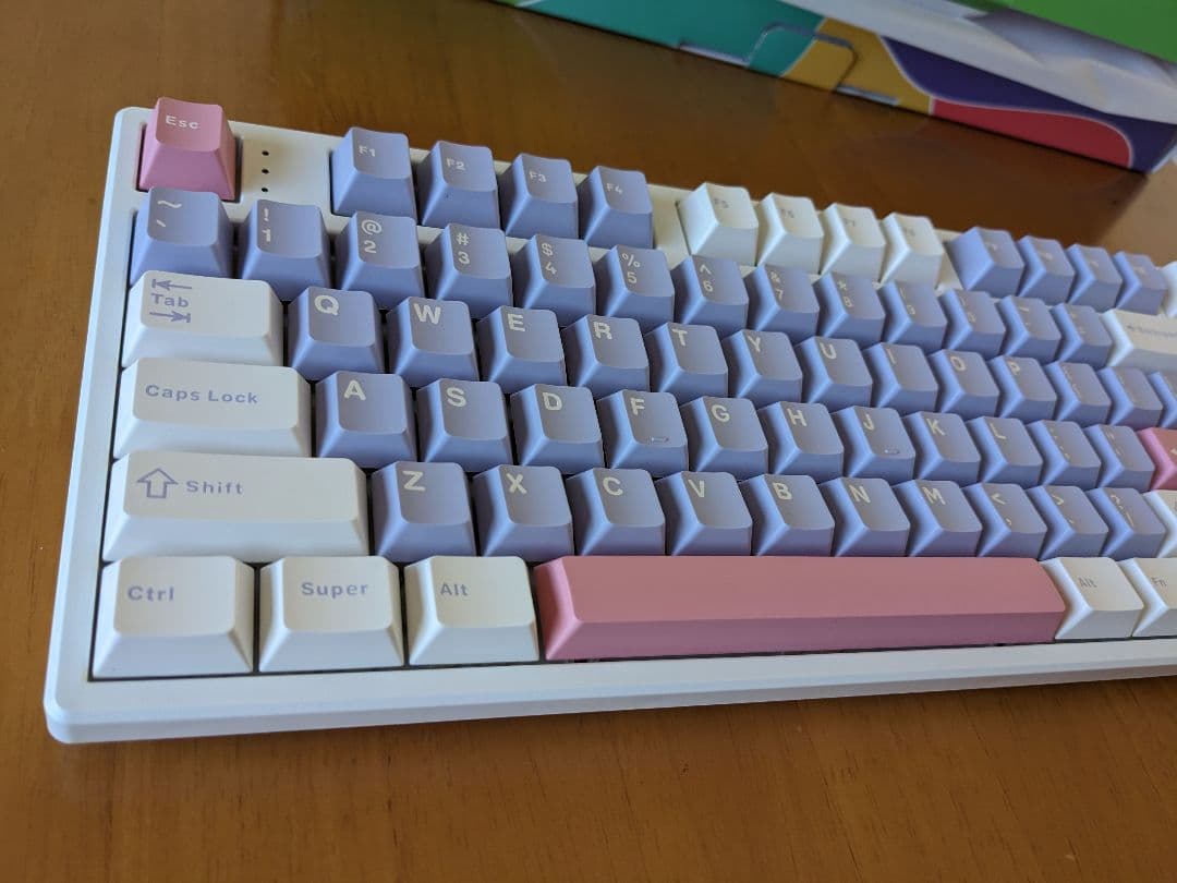 メカニカルキーボード 自作　ゲーミングキーボード