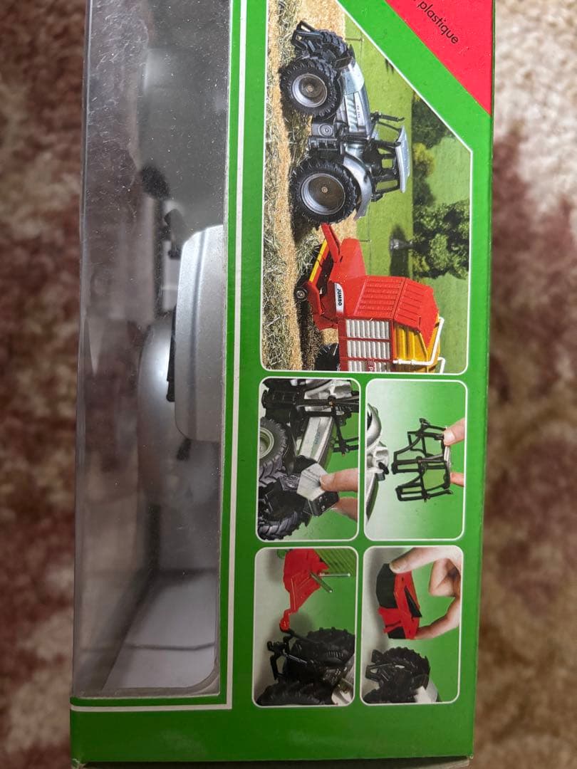 ミニカー Siku Lamborghini Traktor 1:32