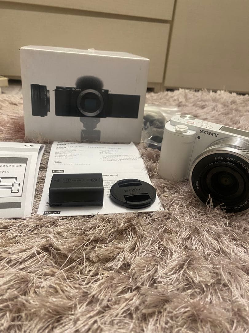 Sony ZV-E10 ホワイト　ミラーレス一眼カメラ