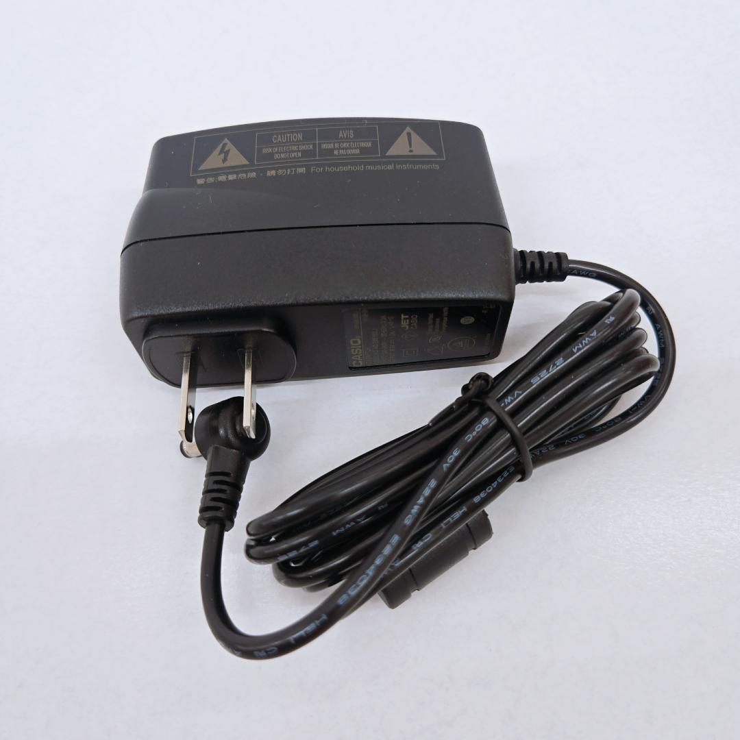 【未使用品】カシオ LK-526 楽らくキーボード 光ナビゲーション ピアノ