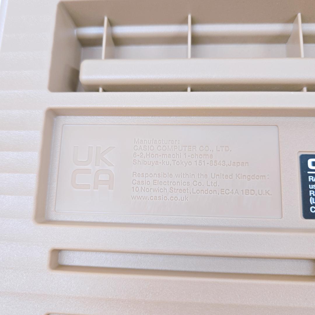 【未使用品】カシオ LK-526 楽らくキーボード 光ナビゲーション ピアノ