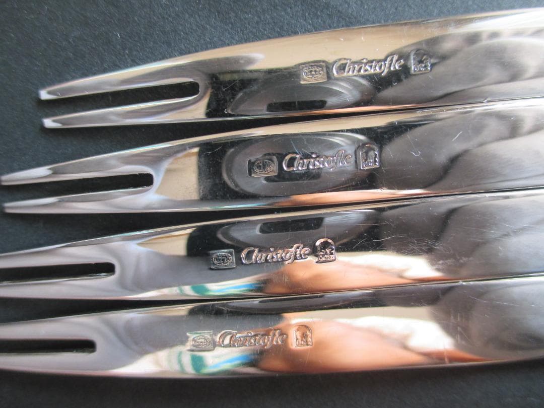 ☆仏蘭西高級銀器クリストフルシルバー　プティフォーク４本　日本限定品　収納箱入り