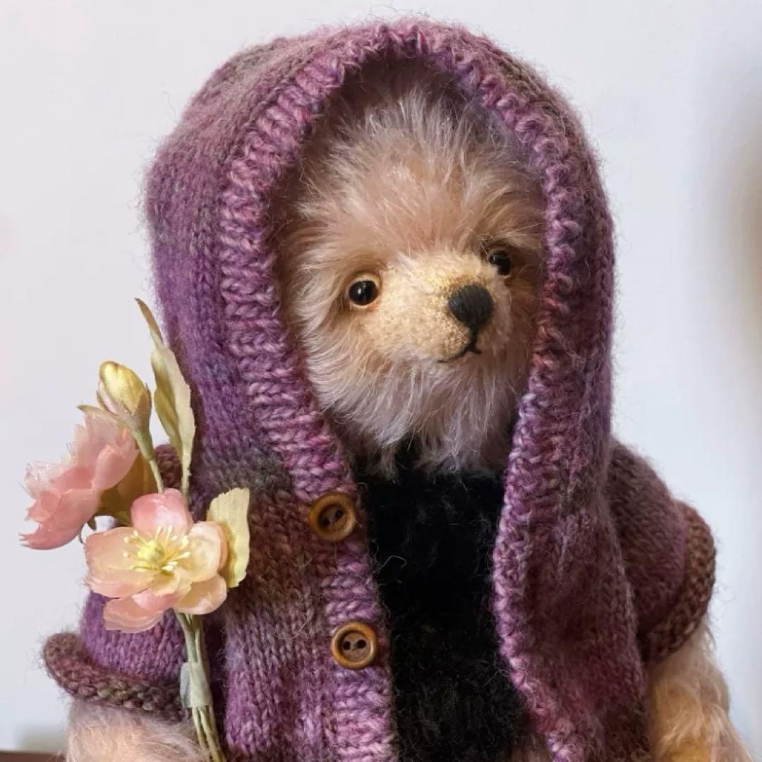花と熊と大切なカーディガン ぬいぐるみ テディベア 海外作家様 ハンドメイド