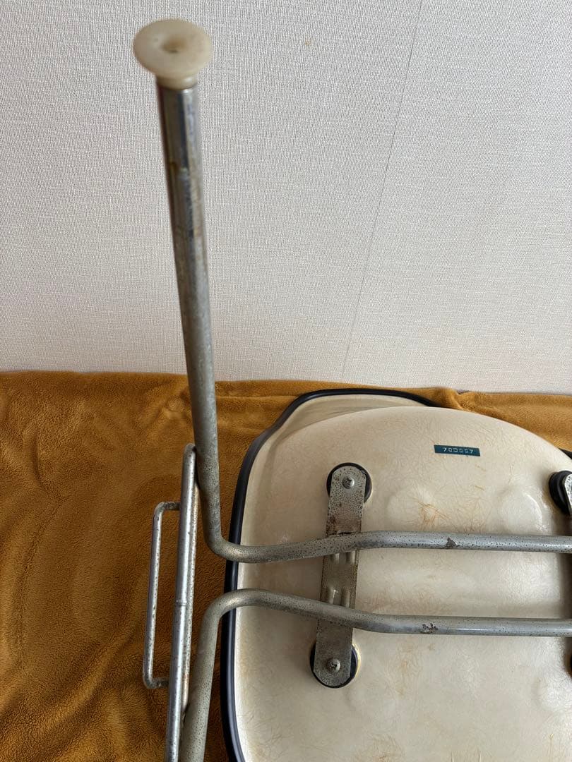 ヴィンテージ 日本製 イームズ ハーマンミラー シェルチェア ナウガハイドレザー