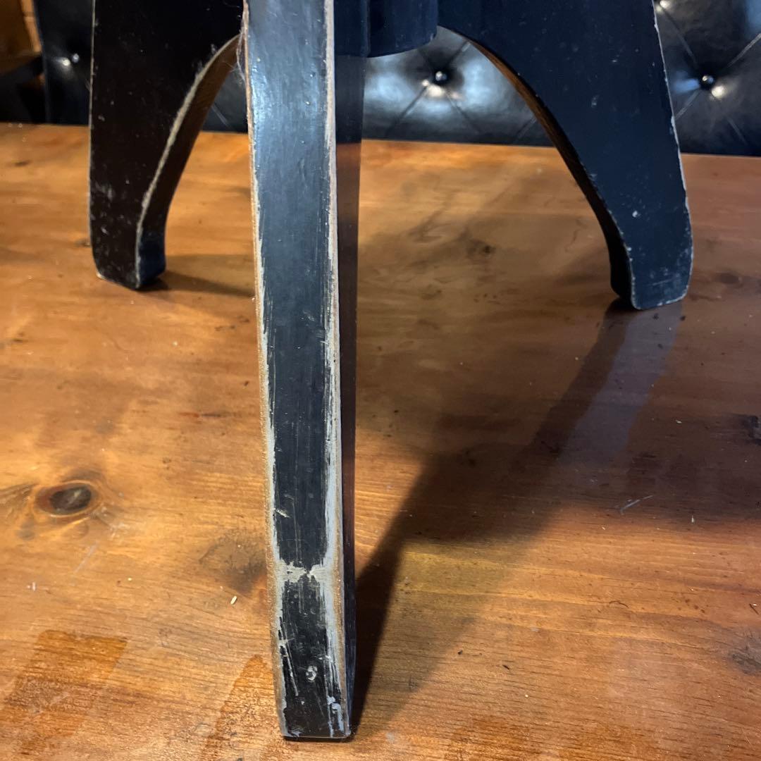 Gem City アイスクリーム風ステンシル背板 ピアノ椅子　切り株ハンドメイド