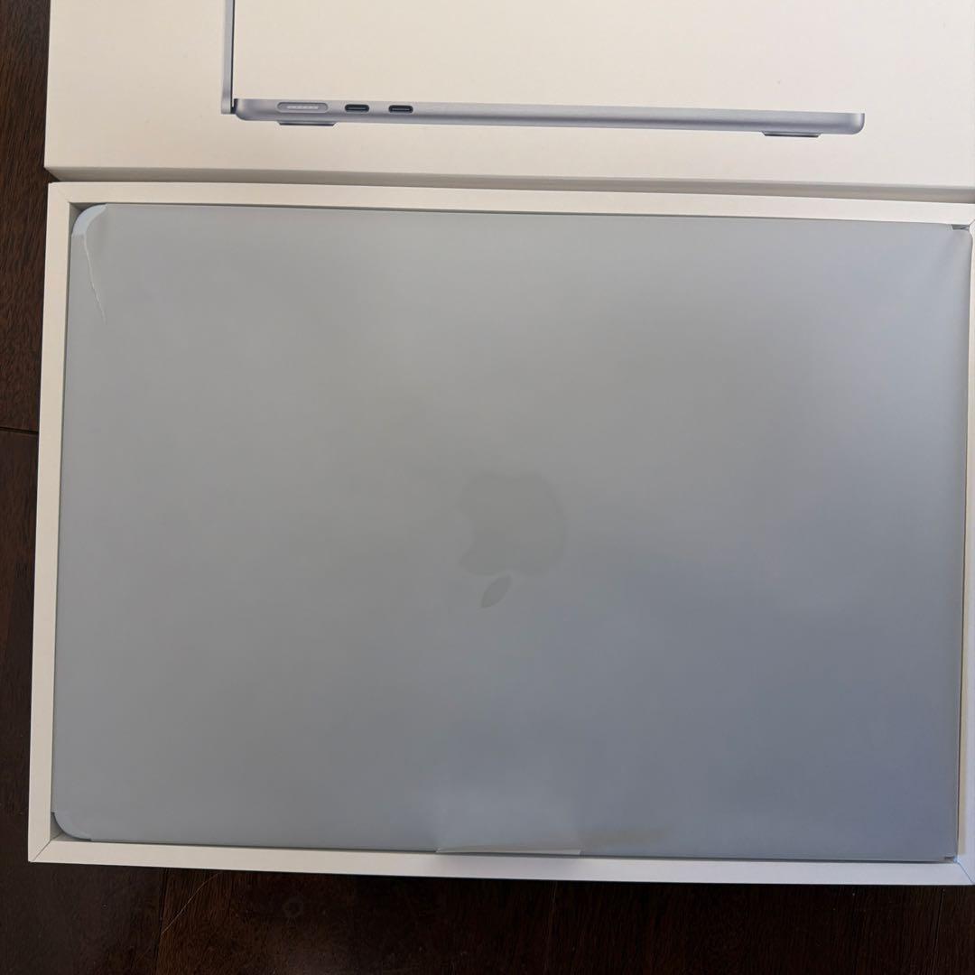 Macbook air M4 13インチ 16GB 256GB スカイブルー