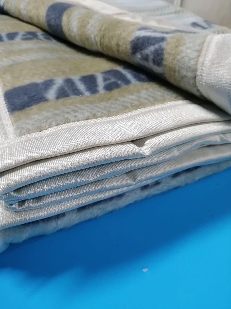 ピエール・バルマン 高級シルク綿毛布 日本製　シングルサイズ シルク混