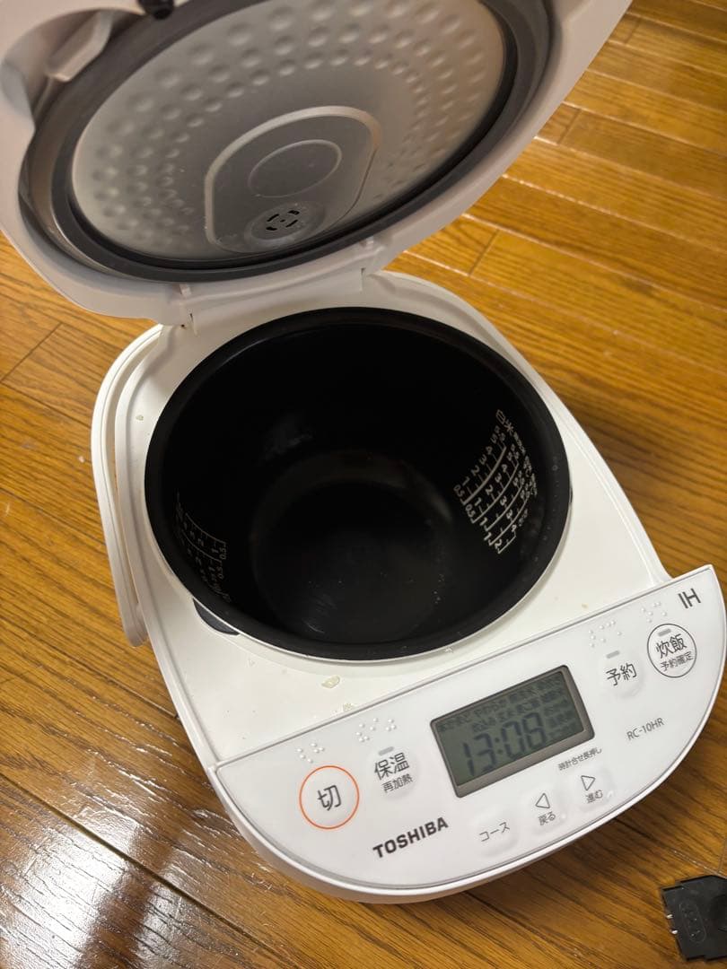 美品★東芝 IHジャー炊飯器