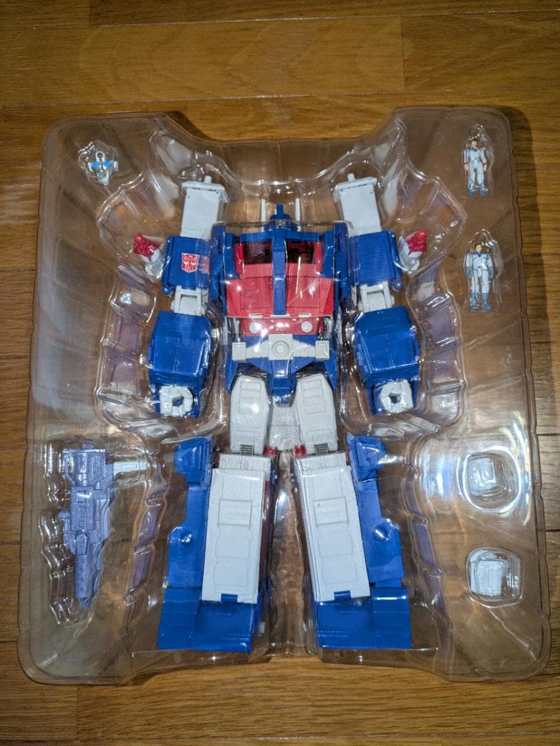 タカラトミー　トランスフォーマーマスターピース　MP-22 ウルトラマグナス