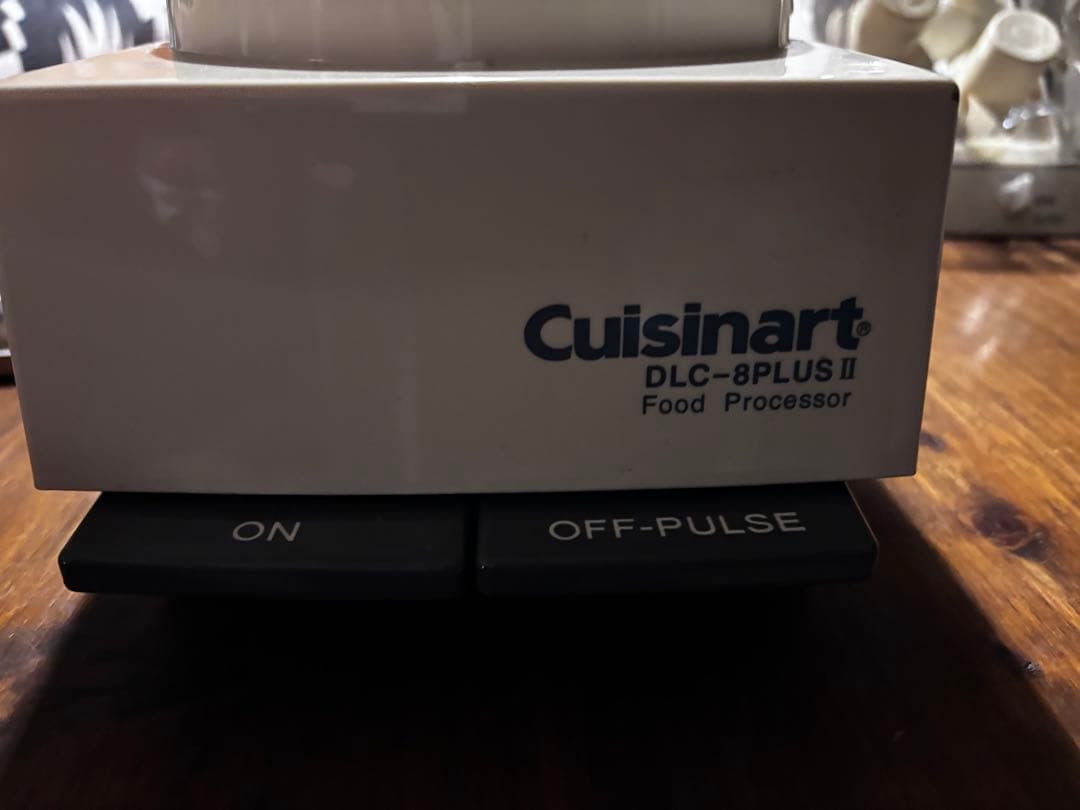 クイジナート フードプロセッサー DLC-８PLUS II 2.3L