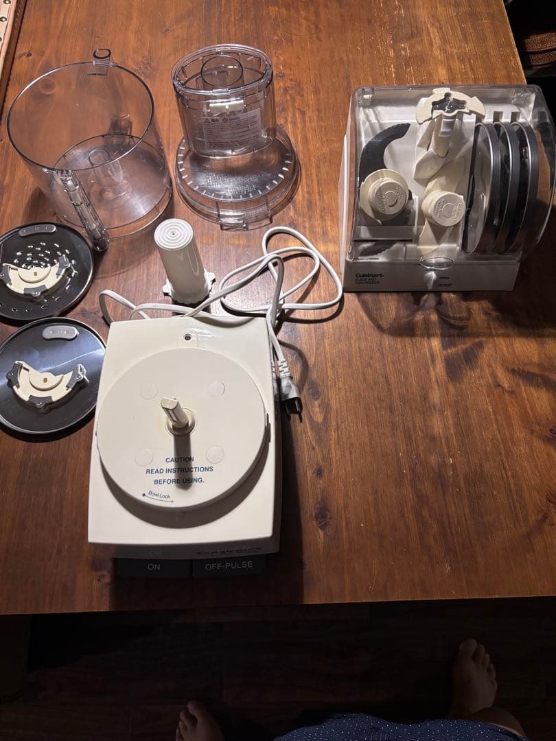 クイジナート フードプロセッサー DLC-８PLUS II 2.3L