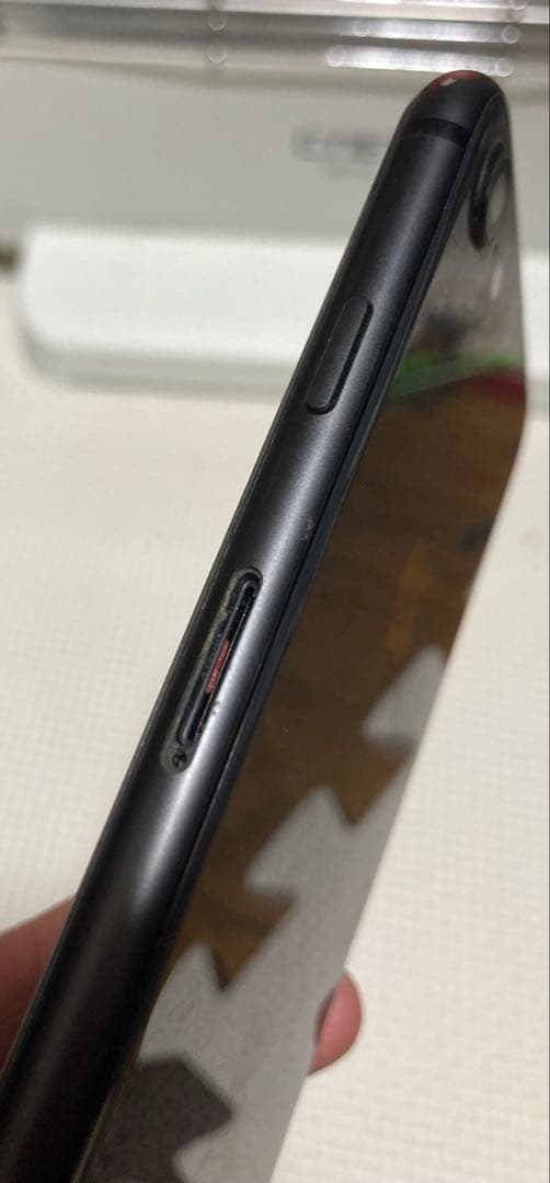 iPhone 8 本体　完全ジャンク品　分解歴無し　パーツ取り用　リンゴループ