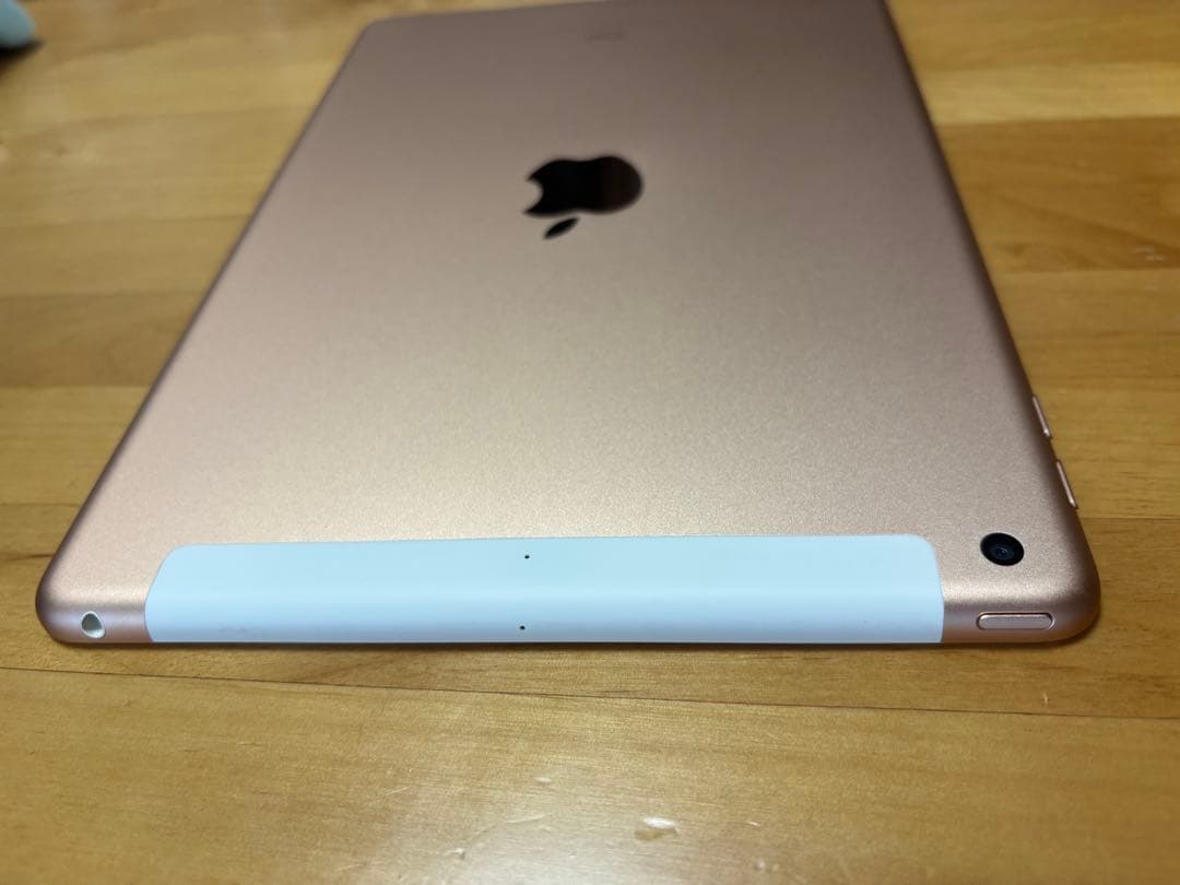 [美品] iPad第6世代128GBセルラー　ApplePencil,ケース付き