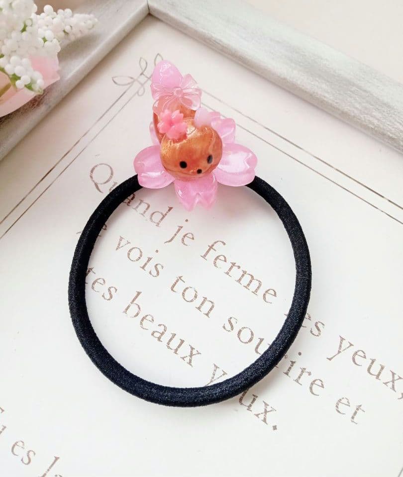 No.３５　桜のこぎつねちゃん　ヘアゴム　こぎつね　子ぎつね