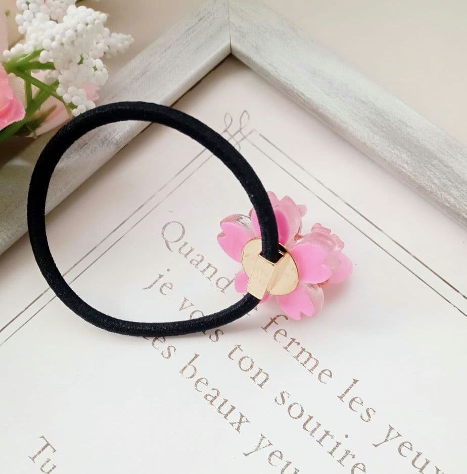 No.３５　桜のこぎつねちゃん　ヘアゴム　こぎつね　子ぎつね