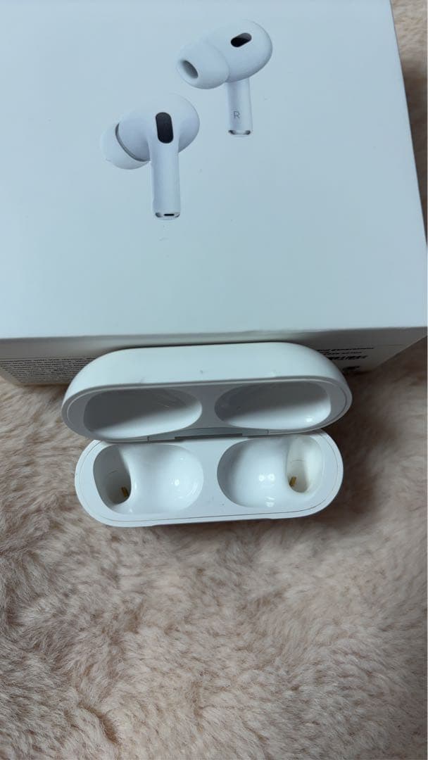 apple AirPods pro 第2世代 ライトニング Lightning