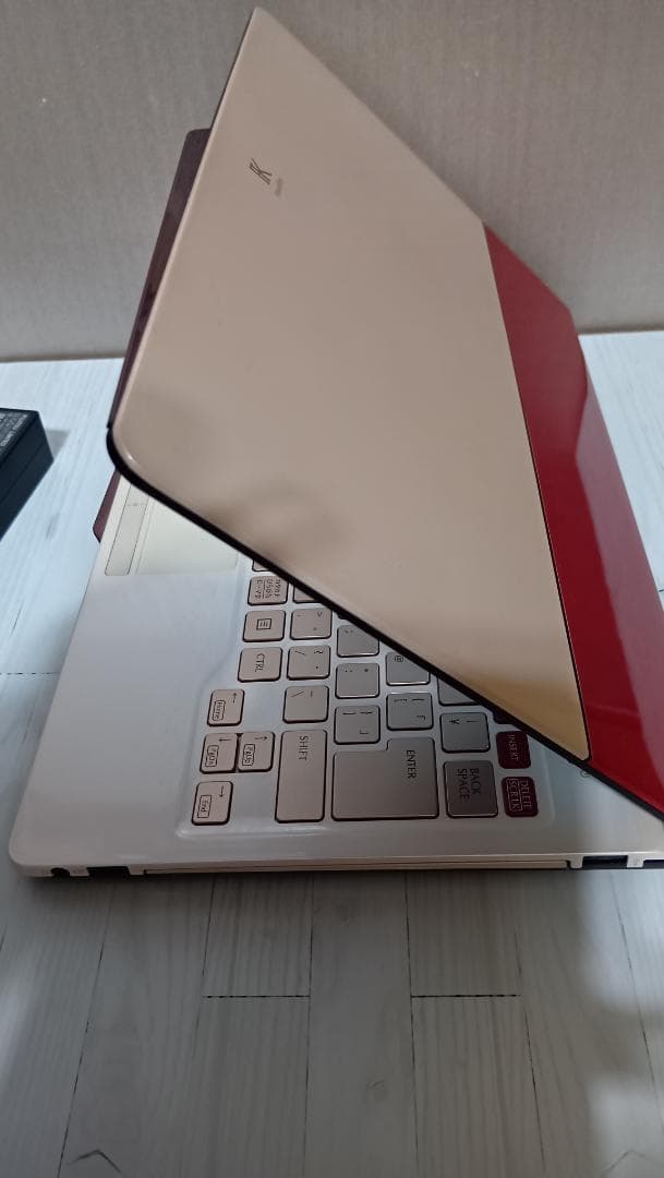 Fujitsu Floral Kiss 4世代i5 ②