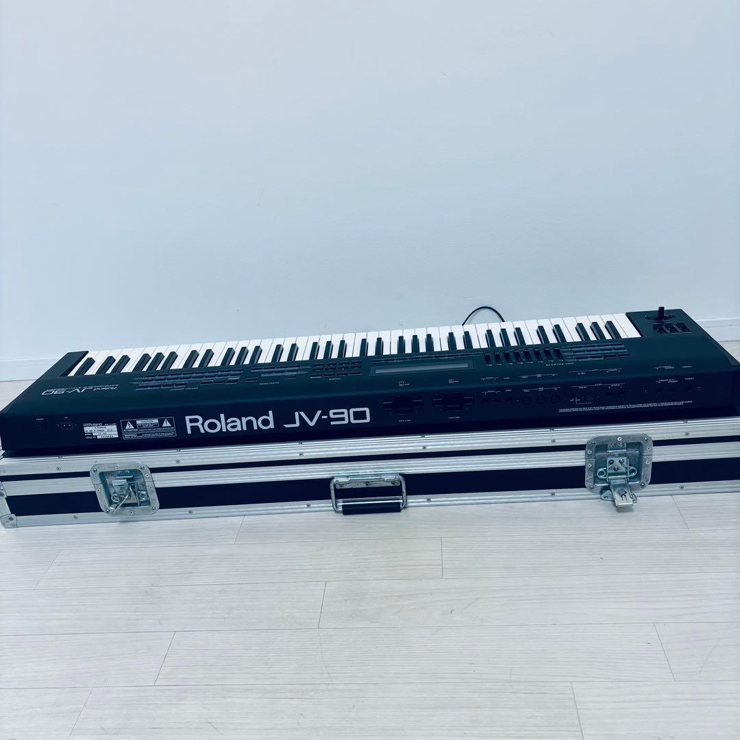 Roland JV-90 名機シンセ 動作良好 ハードケース付 76鍵 JV