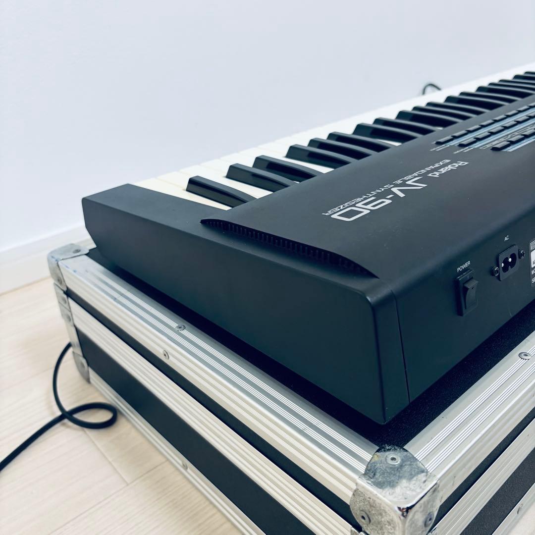 Roland JV-90 名機シンセ 動作良好 ハードケース付 76鍵 JV
