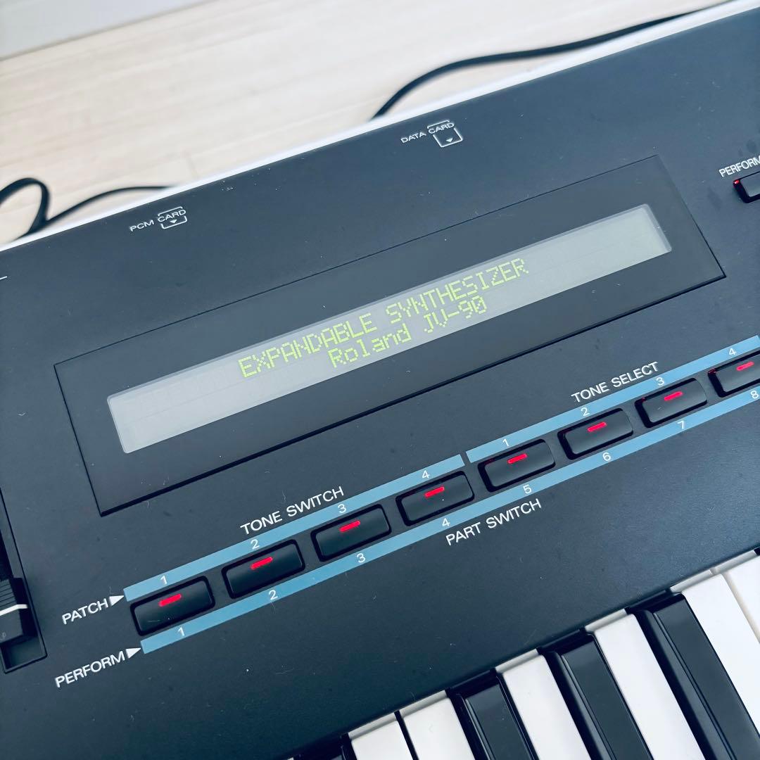 Roland JV-90 名機シンセ 動作良好 ハードケース付 76鍵 JV